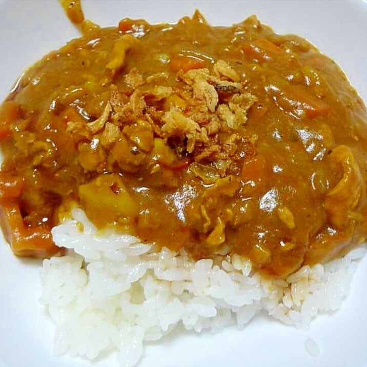 隠し味にココアを加えたカレーライス